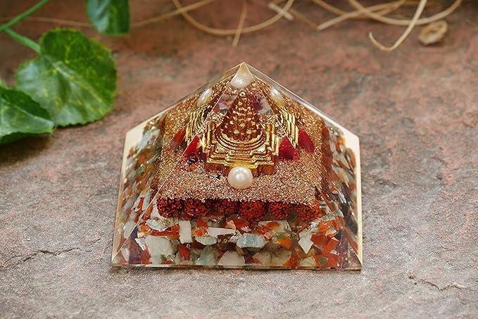 Shri Yantra Pyramid for Wealth and Prosperity – Acrylic Crystal Vastu Yantra