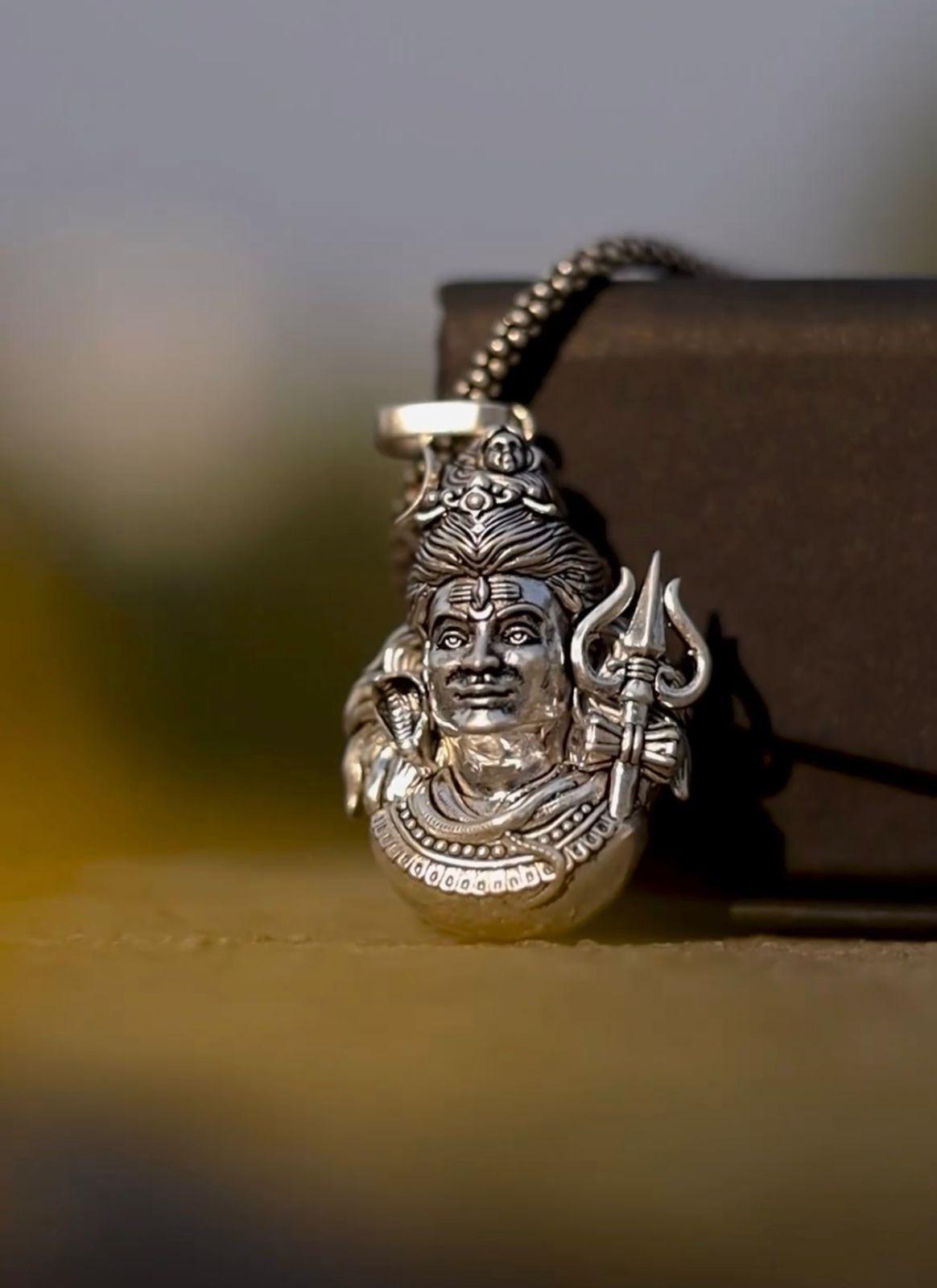 Silver Lord Mahadev Pendant Chain – Shiva Necklace for Men with Spiritual Power